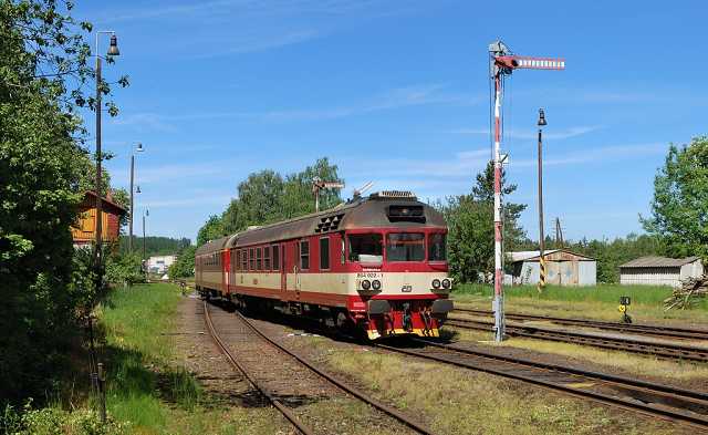 img_2010-06-04_Martinice_v_Krkonosich_Sp1865_854022+954207_Pavel_Sturm.jpg