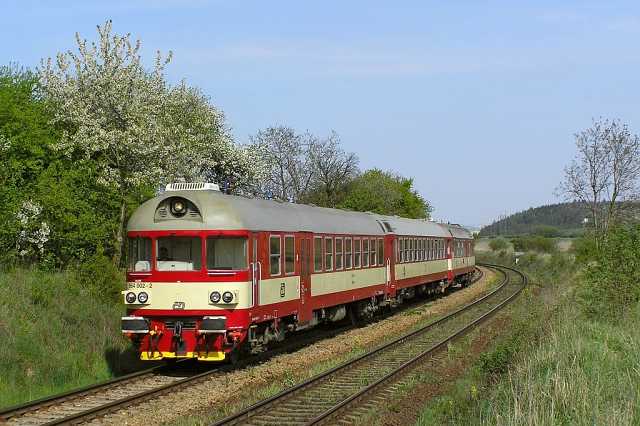 img_2007-04-19_Strelice_dolni_Os4838_954002+054222+854203_Mirek_Kocovsky.jpg