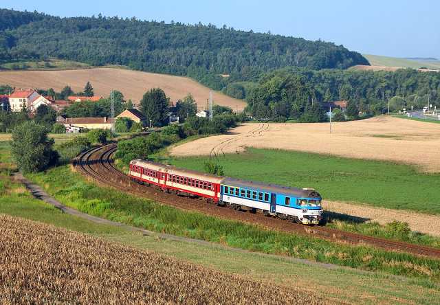 img_2010-08-10_Nevojice_Os4108_954221+854222_Pavel_Sturm.jpg