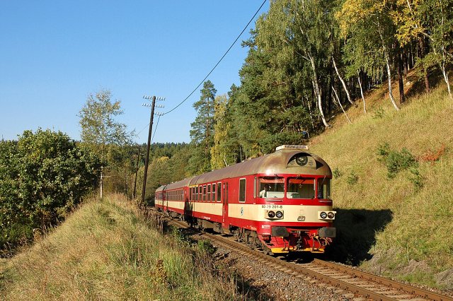 img_954201_Luzna-u-Rakovnika_15.10.2011_Michal_Kuty.jpg