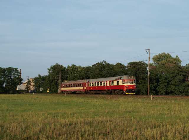 img_854027_Sadska-Horatev_Sp1648_4.9.2011.jpg